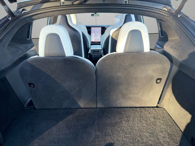 Used 2020 Tesla Model X Long Range AWD/4WD image 11