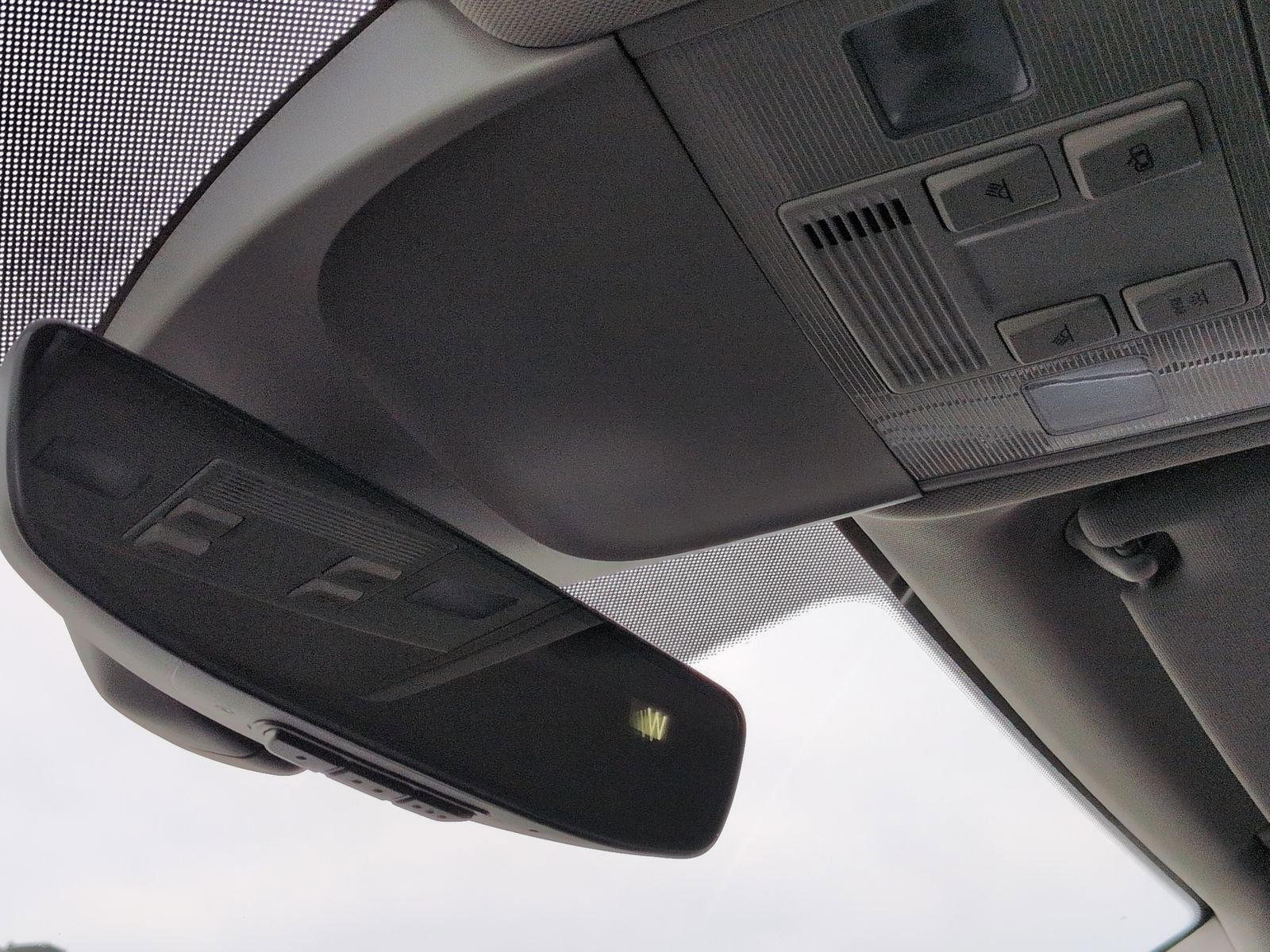 Used 2022 Volkswagen Taos SEL image 27