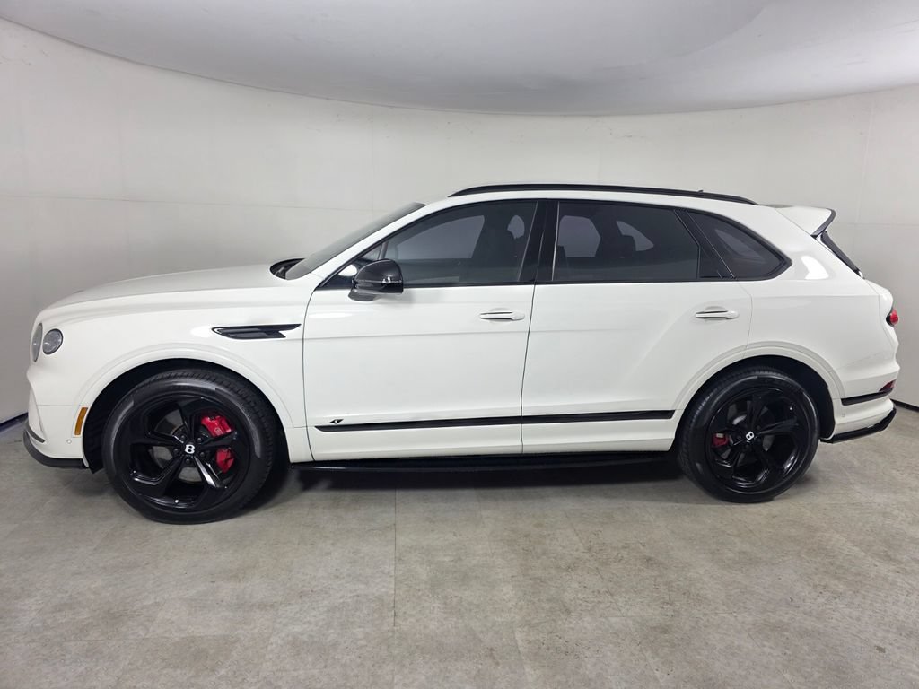 Used 2022 Bentley Bentayga AWD/4WD image 7
