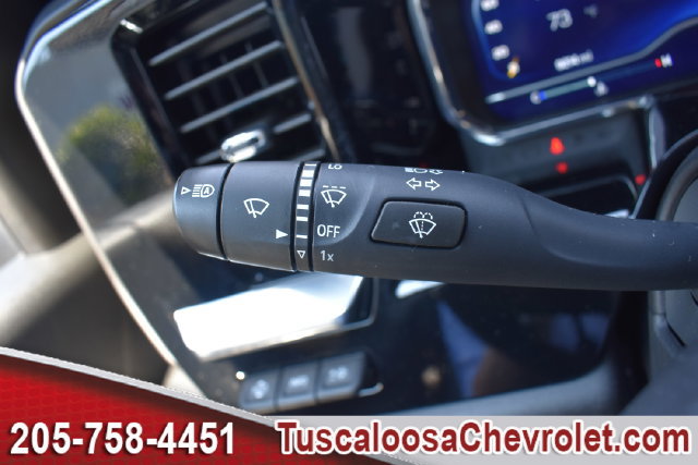 Used 2025 Chevrolet Silverado 2500 LTZ w/ LTZ Premium Package AWD/4WD image 35