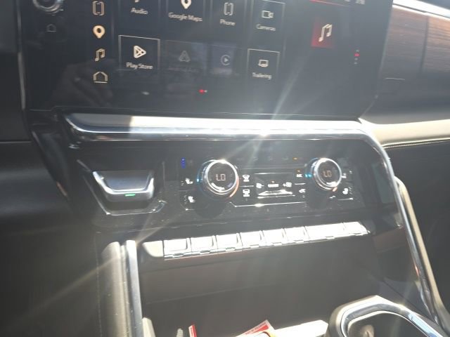 Used 2025 GMC Sierra 3500 Denali Ultimate AWD/4WD image 13