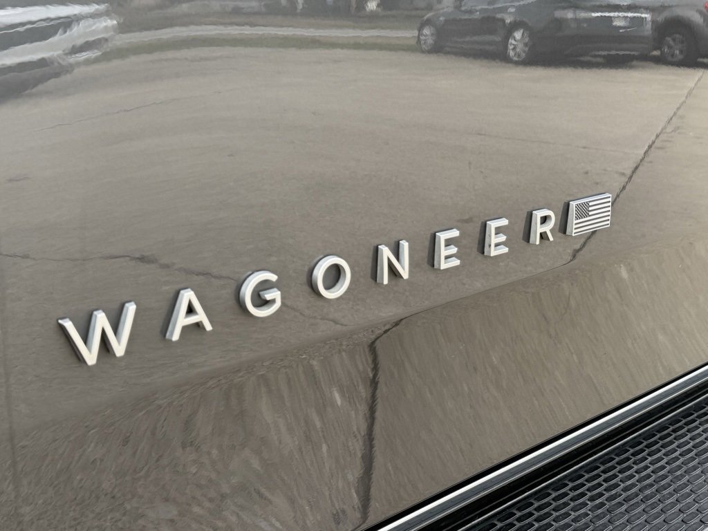 Used 2024 Jeep Wagoneer L Series II w/ Flexible Seating Group image 9