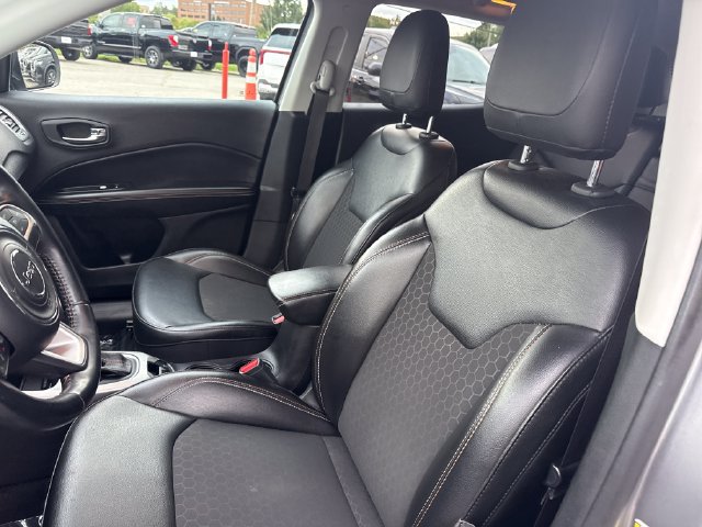 Used 2020 Jeep Compass Latitude FWD image 13