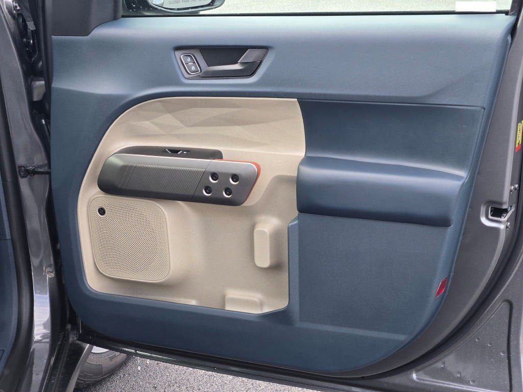 New 2025 Ford Maverick Lariat AWD/4WD image 5