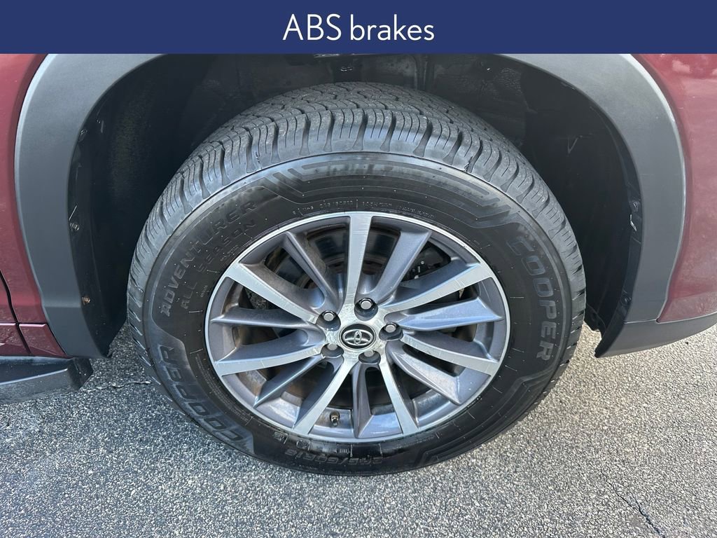 Used 2018 Toyota Highlander XLE image 14