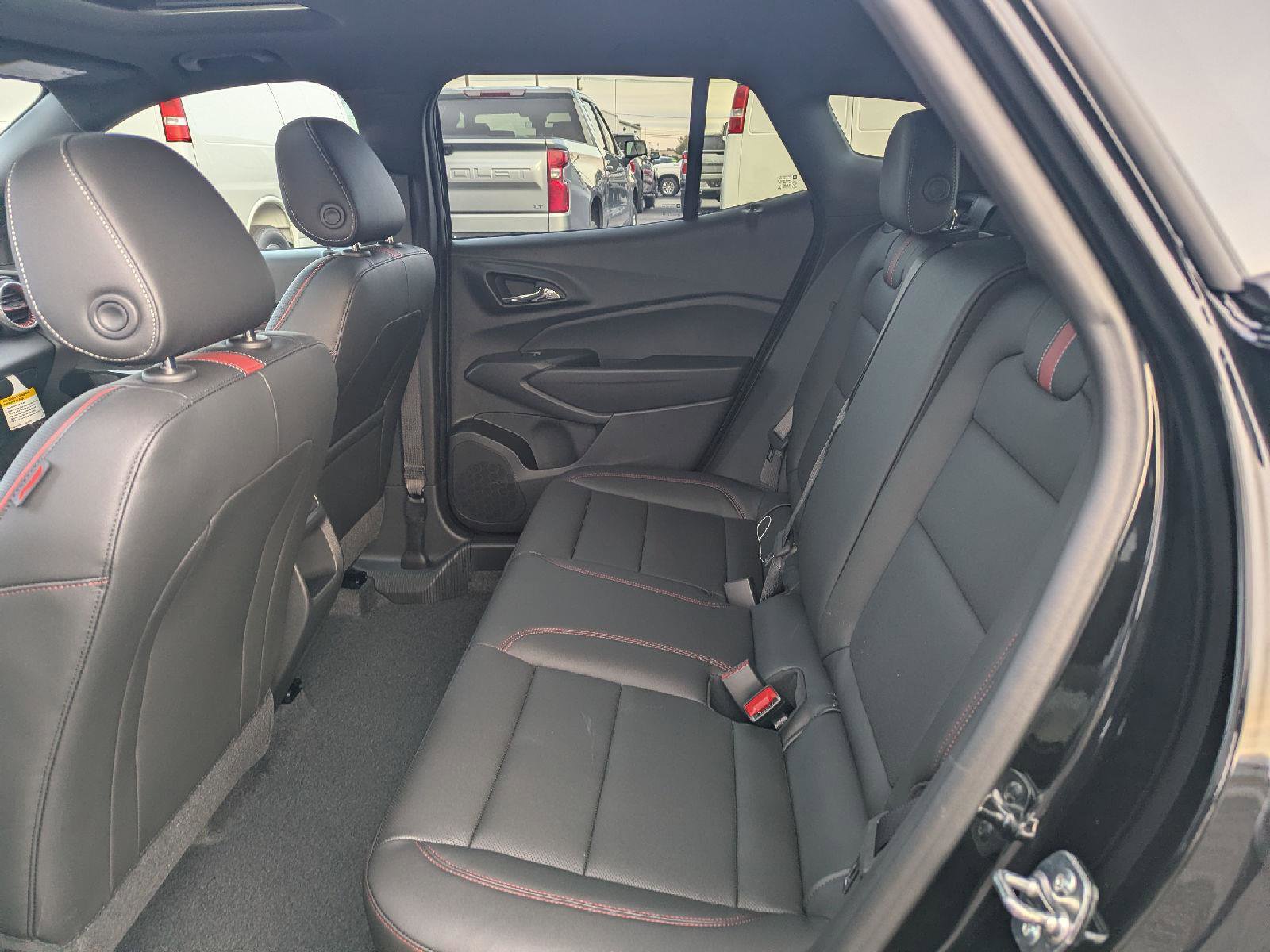 New 2026 Chevrolet Trax RS w/ Sunroof Package image 53