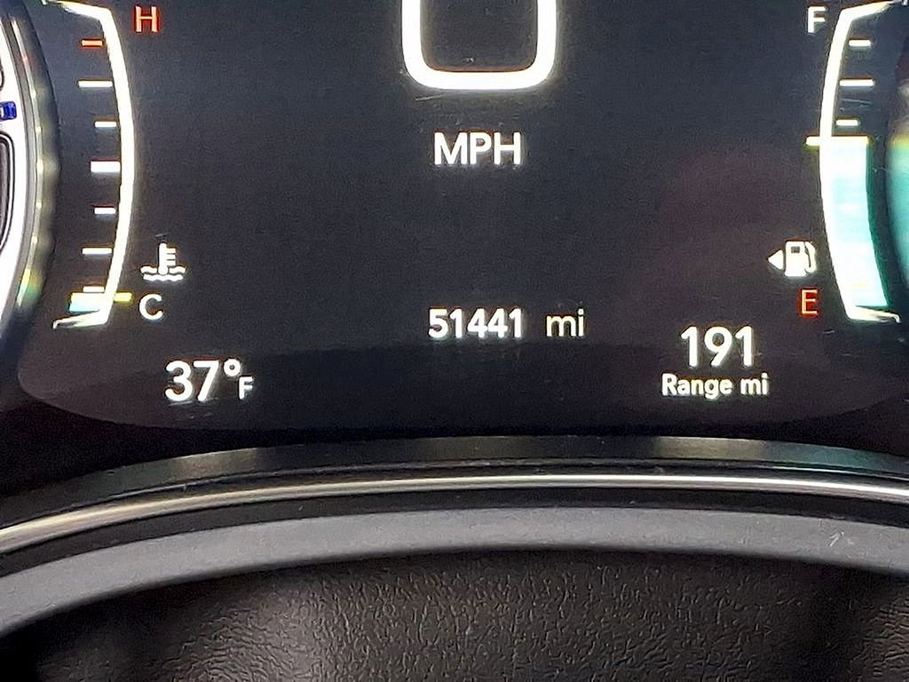 Used 2025 Chrysler Pacifica Limited FWD image 20