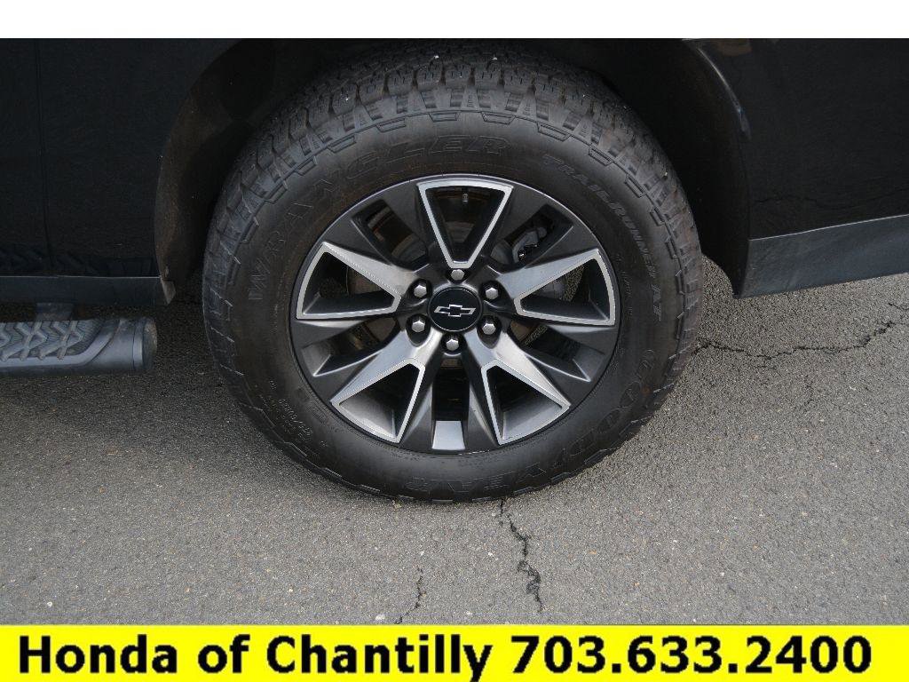 Used 2021 Chevrolet Suburban Z71 image 35