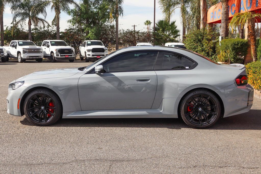 Used 2025 BMW M2 w/ Lighting Package image 4