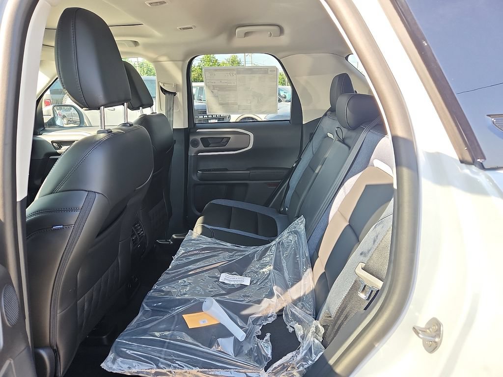 New 2026 Ford Bronco Sport Outer Banks w/ Outer Banks Tech Package+ AWD/4WD image 5