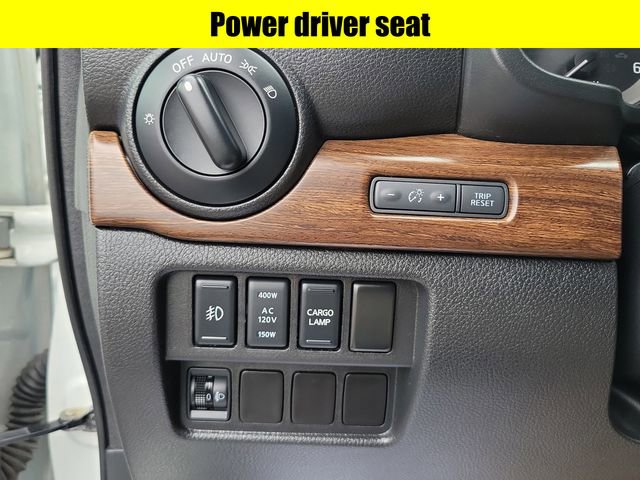 Used 2016 Nissan Titan Platinum Reserve AWD/4WD image 19
