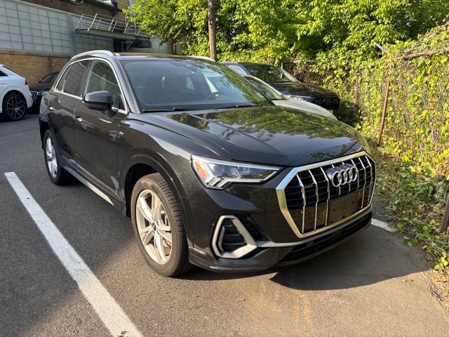 Used 2023 Audi Q3 2.0T Premium AWD/4WD image 11