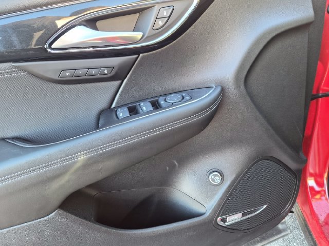 Certified 2025 Buick Envision Preferred AWD/4WD image 15