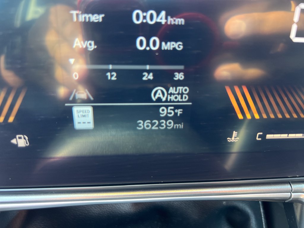 Used 2024 Kia Sorento LX FWD image 19