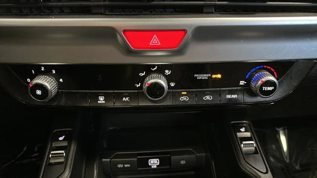 Used 2020 Kia Telluride S AWD/4WD image 18