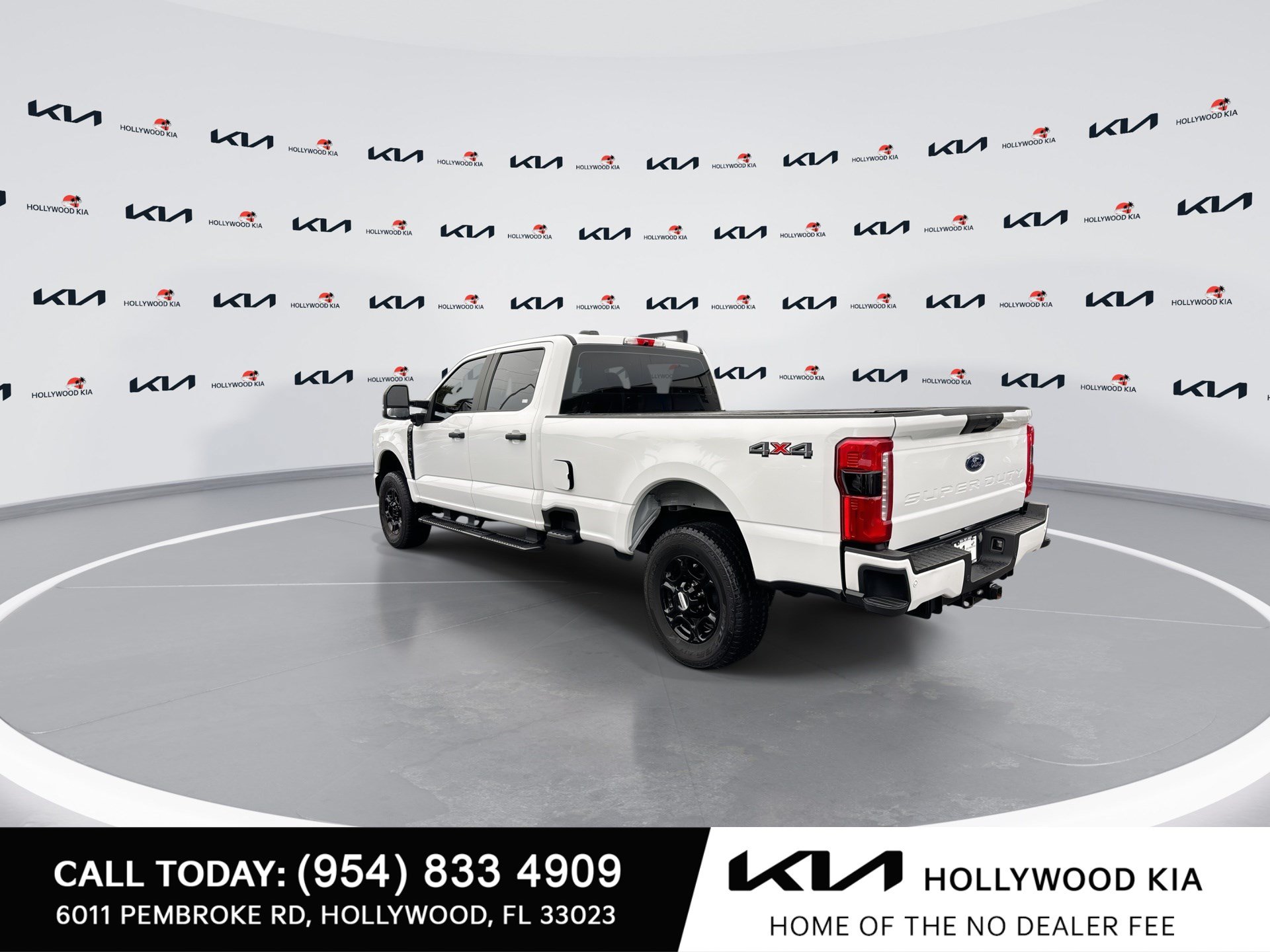 Used 2024 Ford F350 XL w/ STX Appearance Package AWD/4WD image 6
