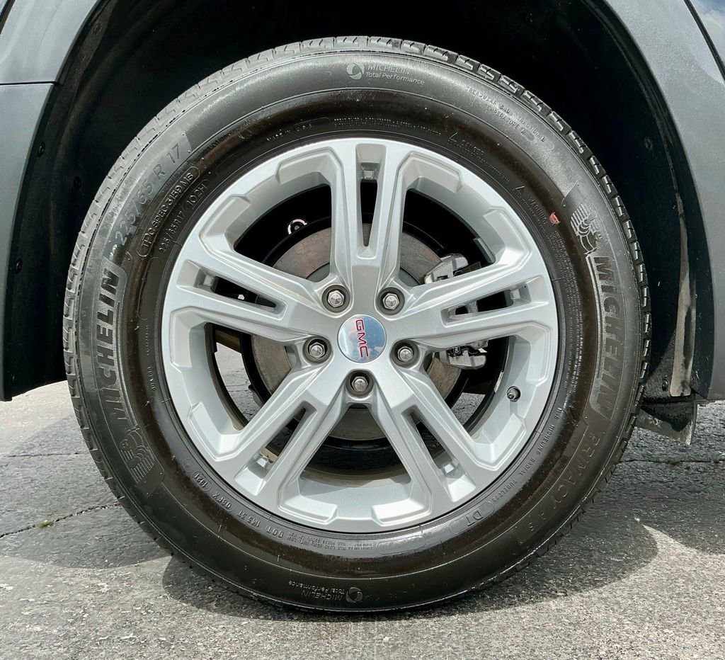 Used 2021 GMC Terrain SLE w/ Driver Convenience Package FWD image 22