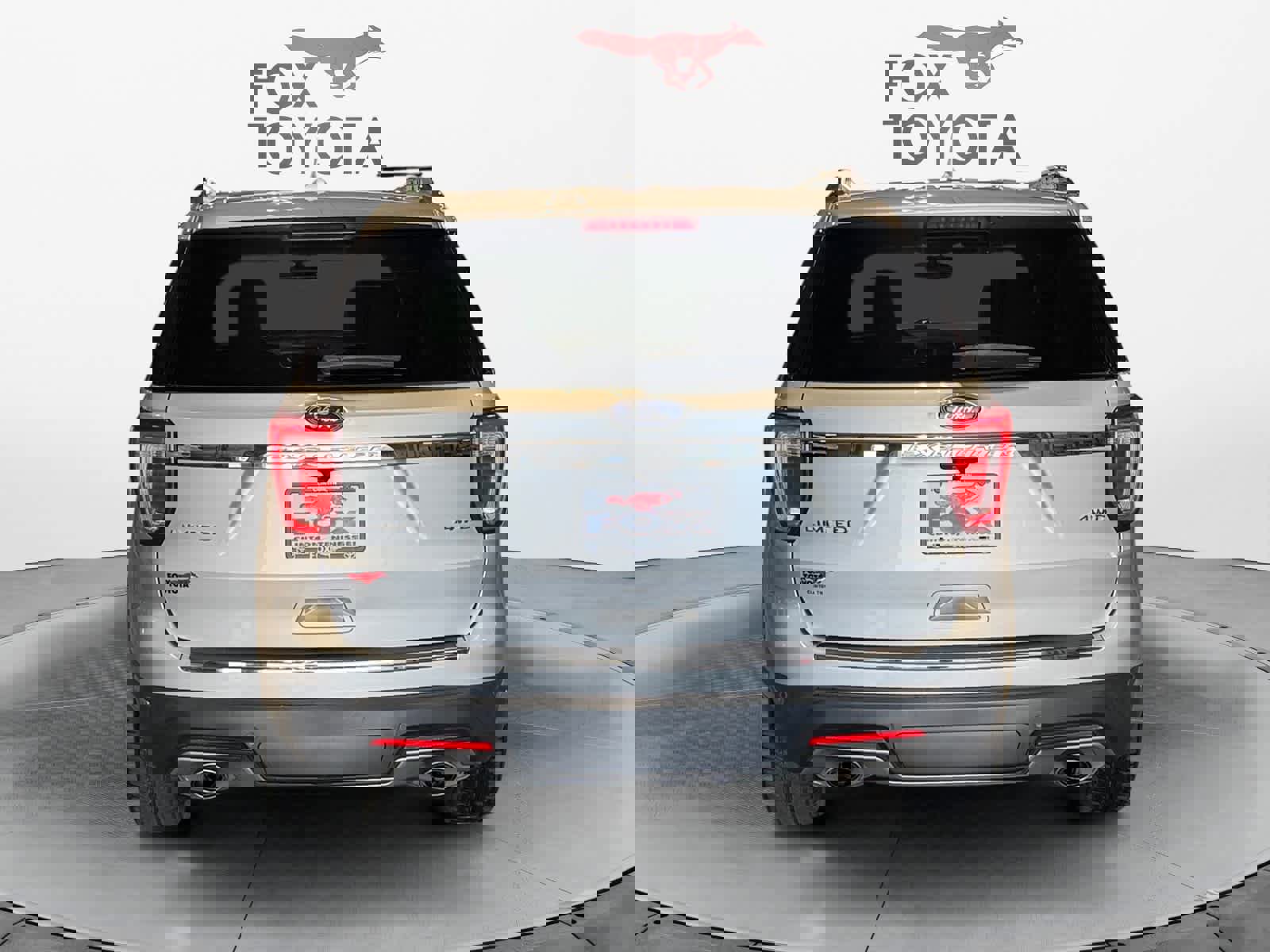 Used 2019 Ford Explorer Limited w/ Class III Trailer Tow Package image 5