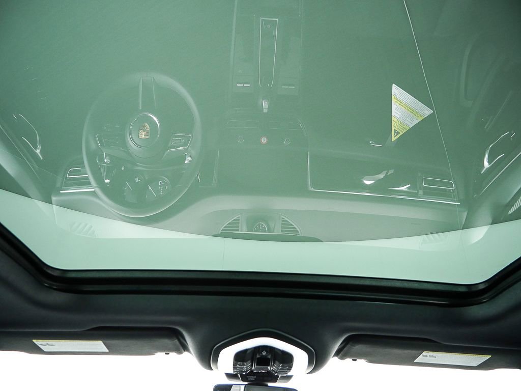 New 2026 Porsche Macan AWD/4WD image 23
