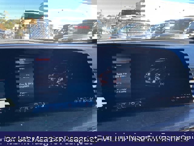 Used 2025 Cadillac XT4 Sport image 15