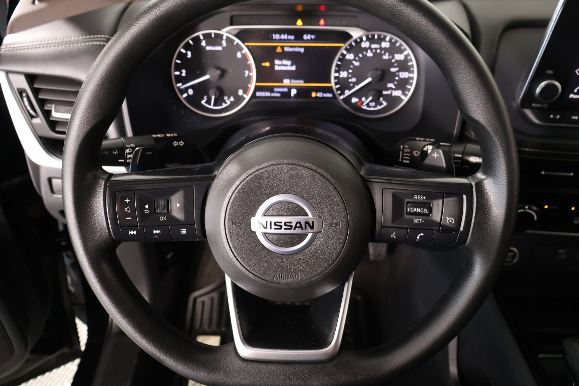 Used 2021 Nissan Rogue S FWD image 3