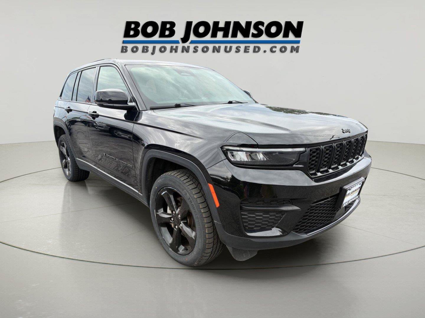 Used 2023 Jeep Grand Cherokee Altitude