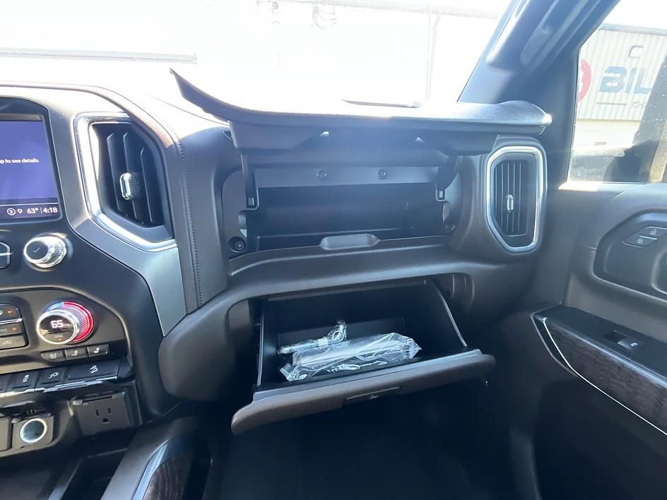 Used 2022 GMC Sierra 2500 Denali w/ Denali Ultimate Package image 33