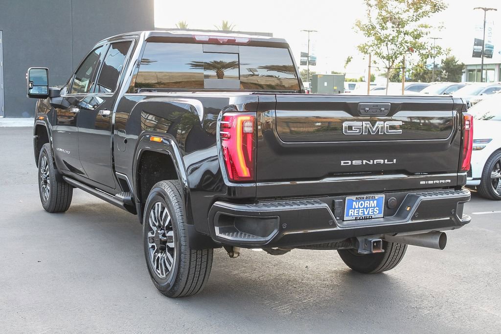 Used 2024 GMC Sierra 2500 Denali Ultimate AWD/4WD image 9