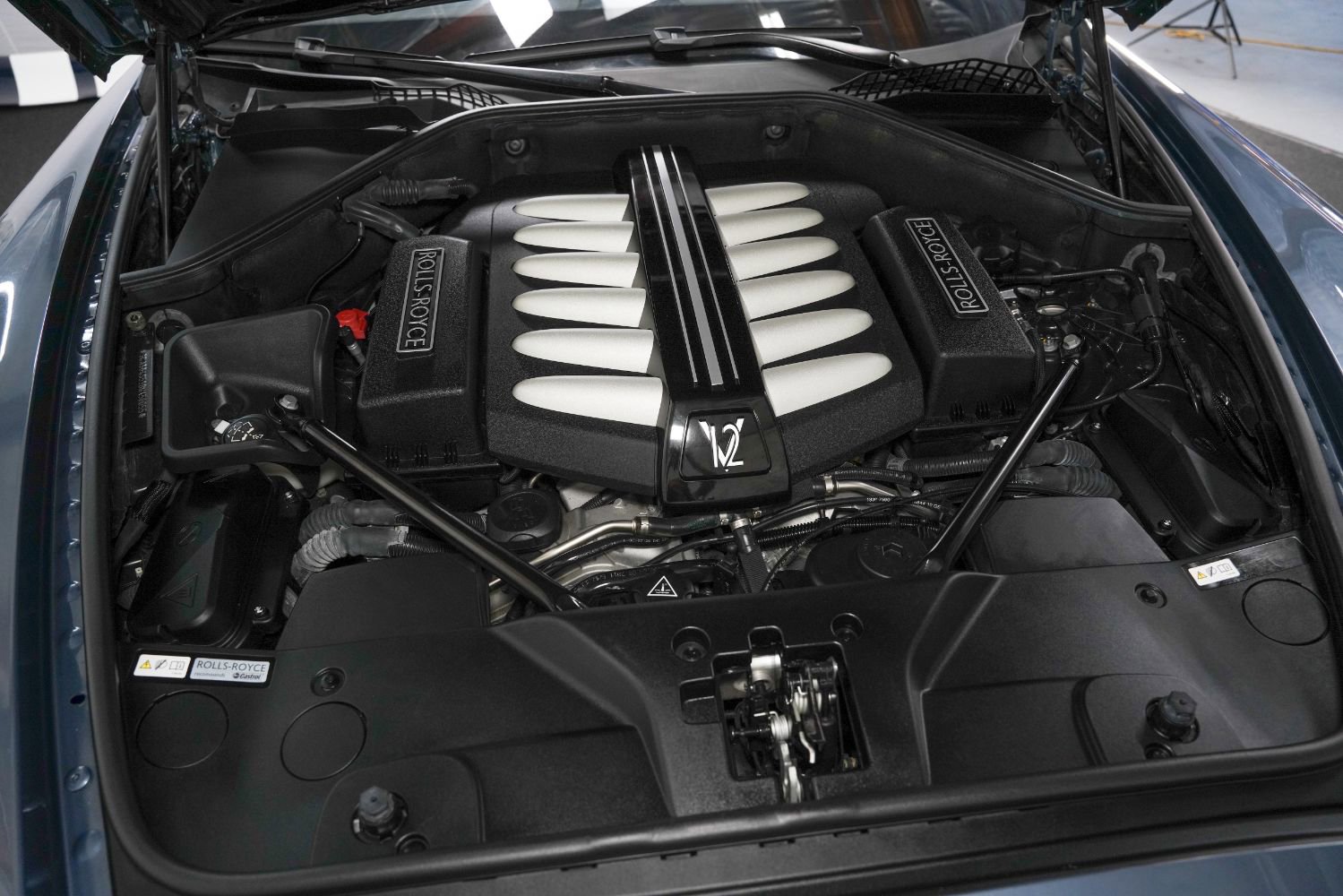 Used 2011 Rolls-Royce Ghost RWD image 59