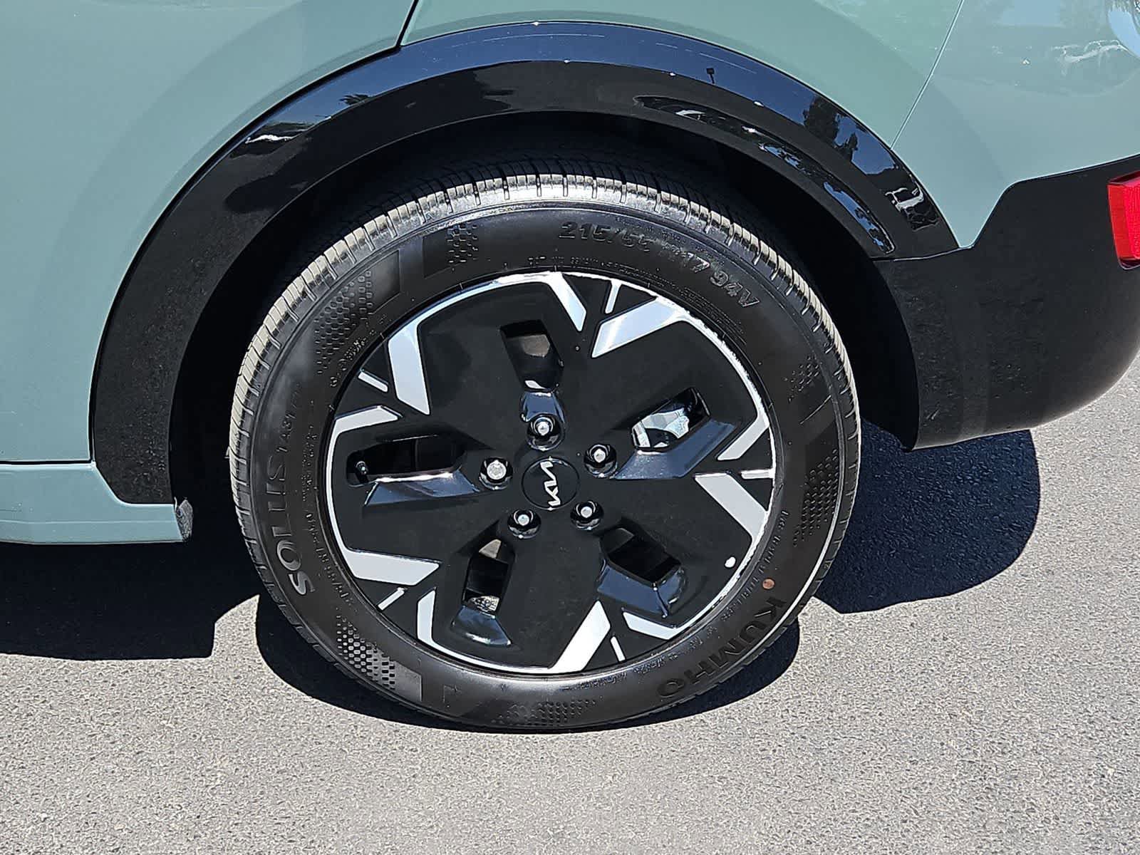 Used 2025 Kia Niro Wind FWD image 12