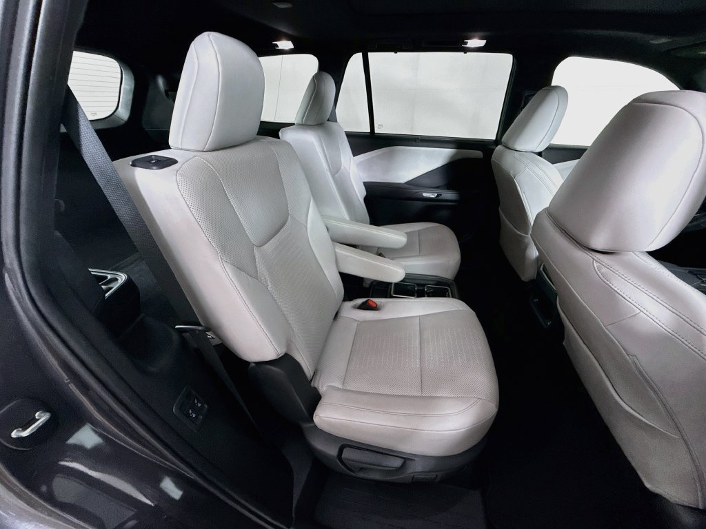 Certified 2024 Lexus TX 350 AWD w/ Captains Chair Package image 29
