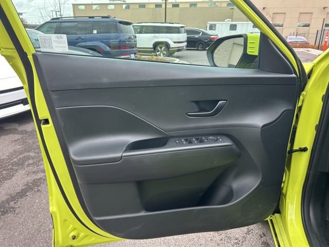 Used 2024 Hyundai Kona SEL image 11