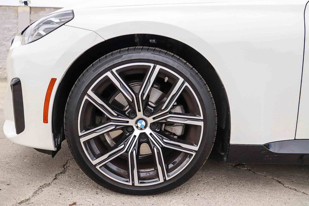 Used 2023 BMW 230i 230i w/ Convenience Package image 13