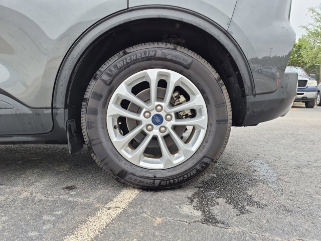 Used 2020 Ford Escape SE FWD image 9