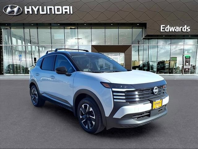 Used 2025 Nissan Kicks SR image 10