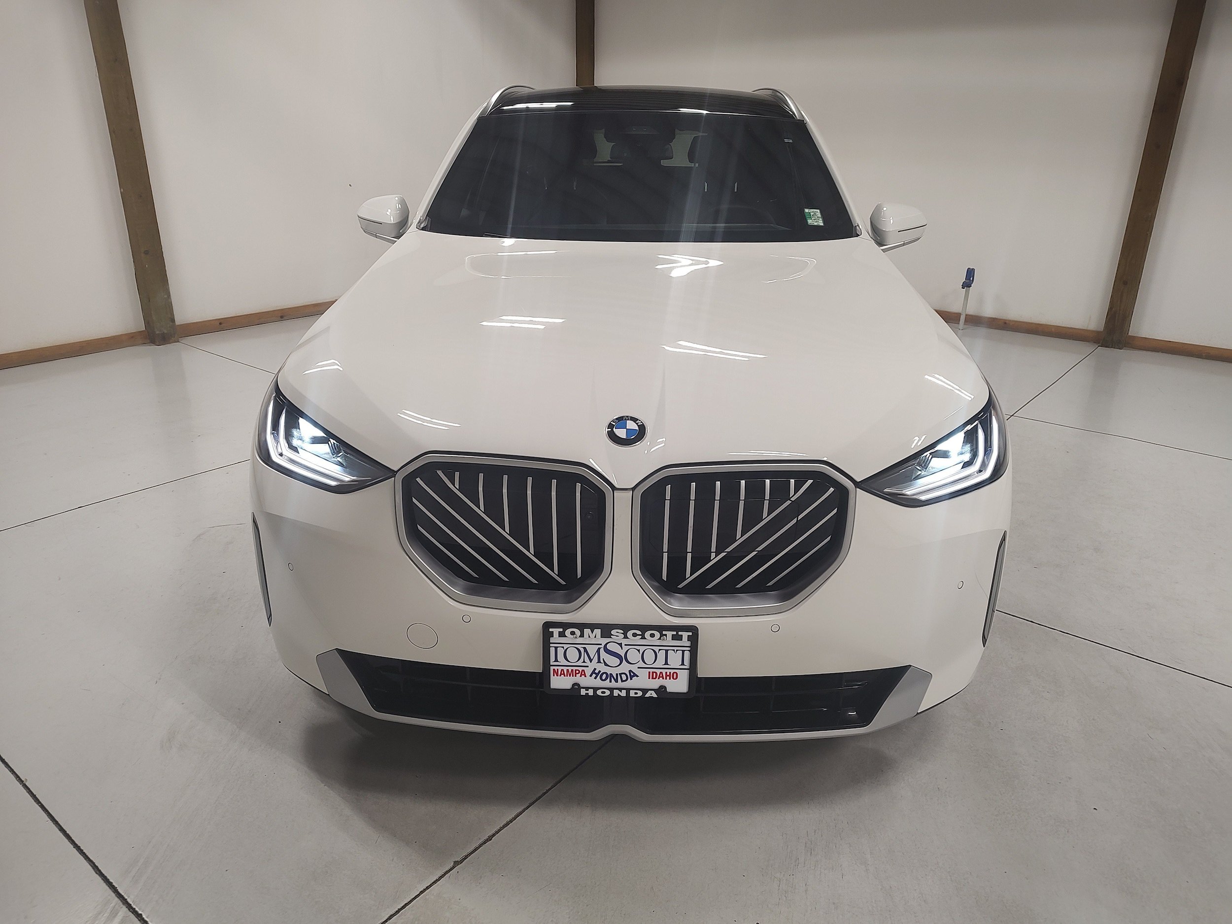 Used 2026 BMW X3 xDrive30i AWD/4WD image 3