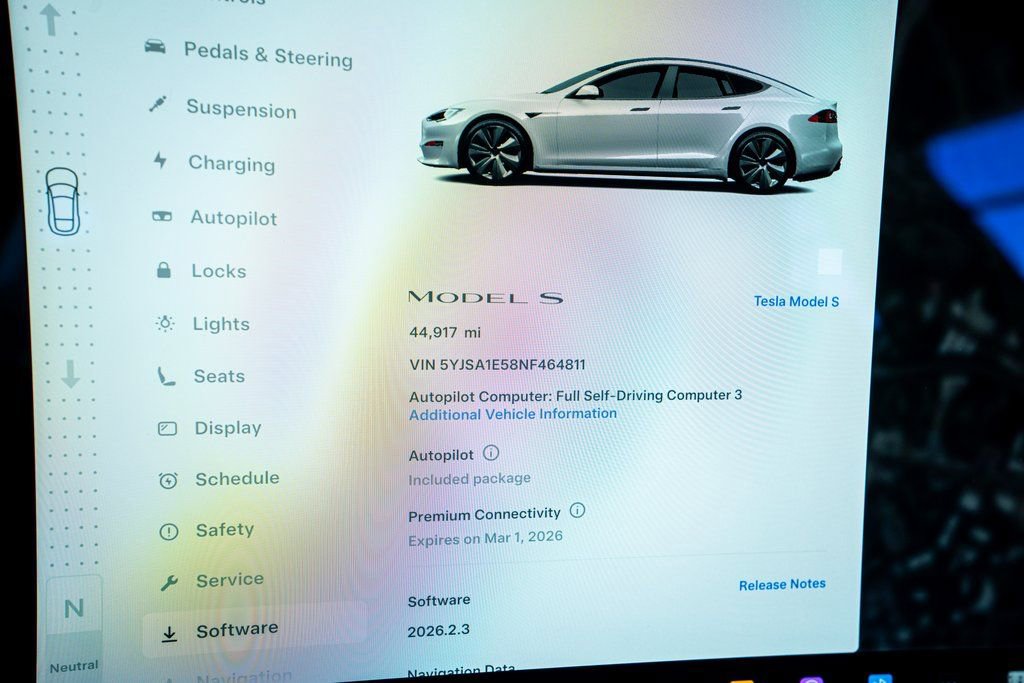 Used 2022 Tesla Model S image 54