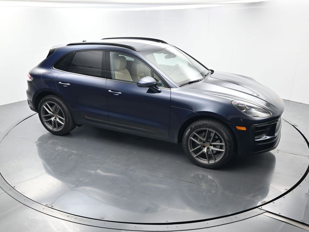 Certified 2023 Porsche Macan Turbo AWD/4WD image 39
