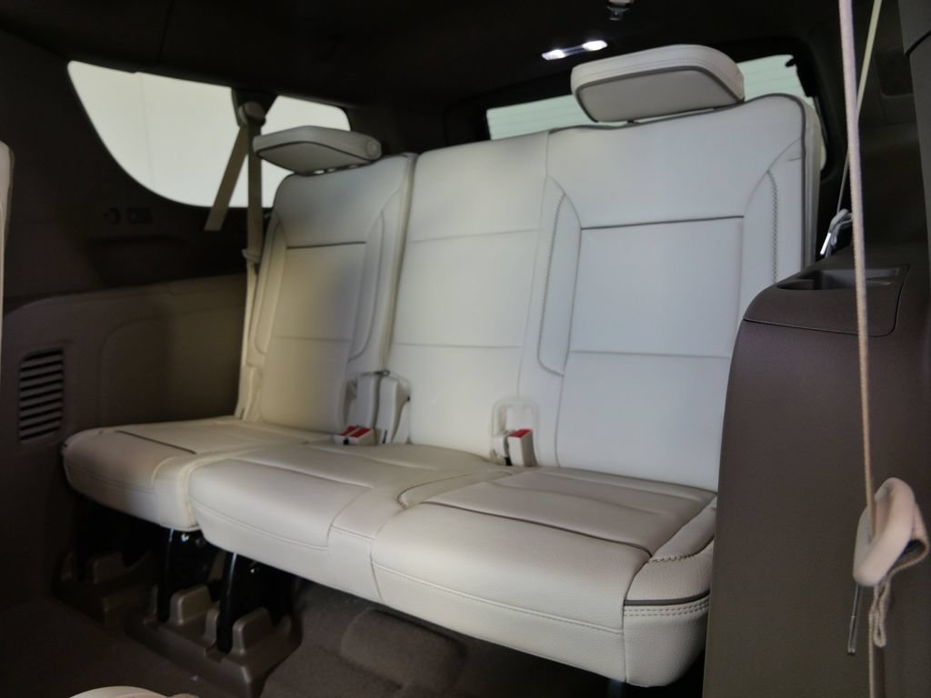 New 2026 GMC Yukon XL Denali w/ Denali Reserve Package AWD/4WD image 15
