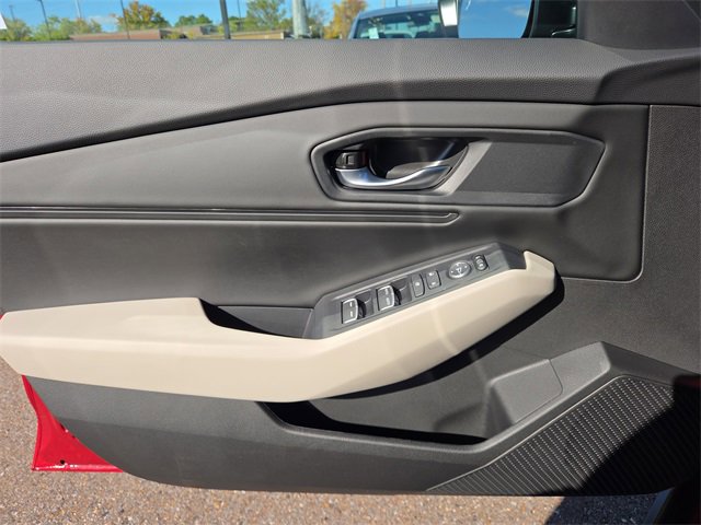 New 2025 Honda Accord SE image 7