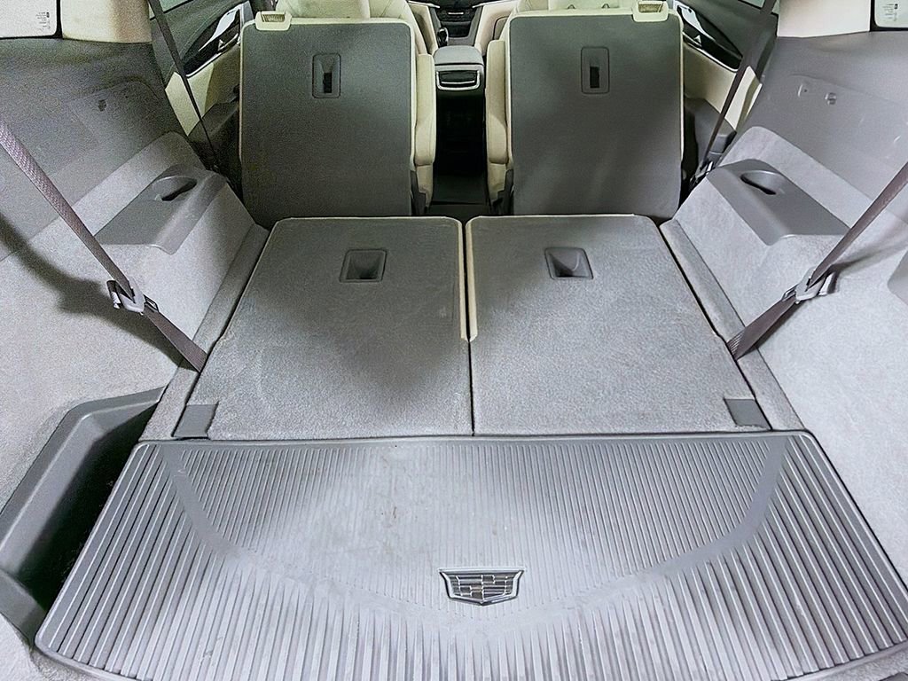 Used 2024 Cadillac XT6 Premium Luxury w/ Technology Package image 21