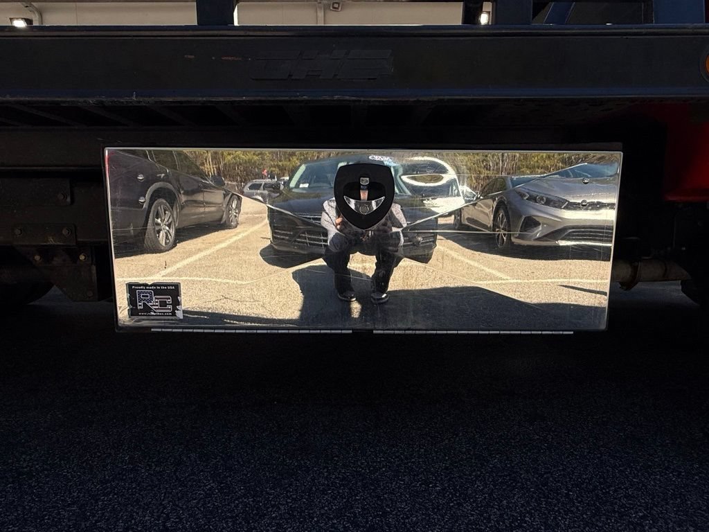Used 2017 Ford F650 2WD SuperCab Super Duty image 24