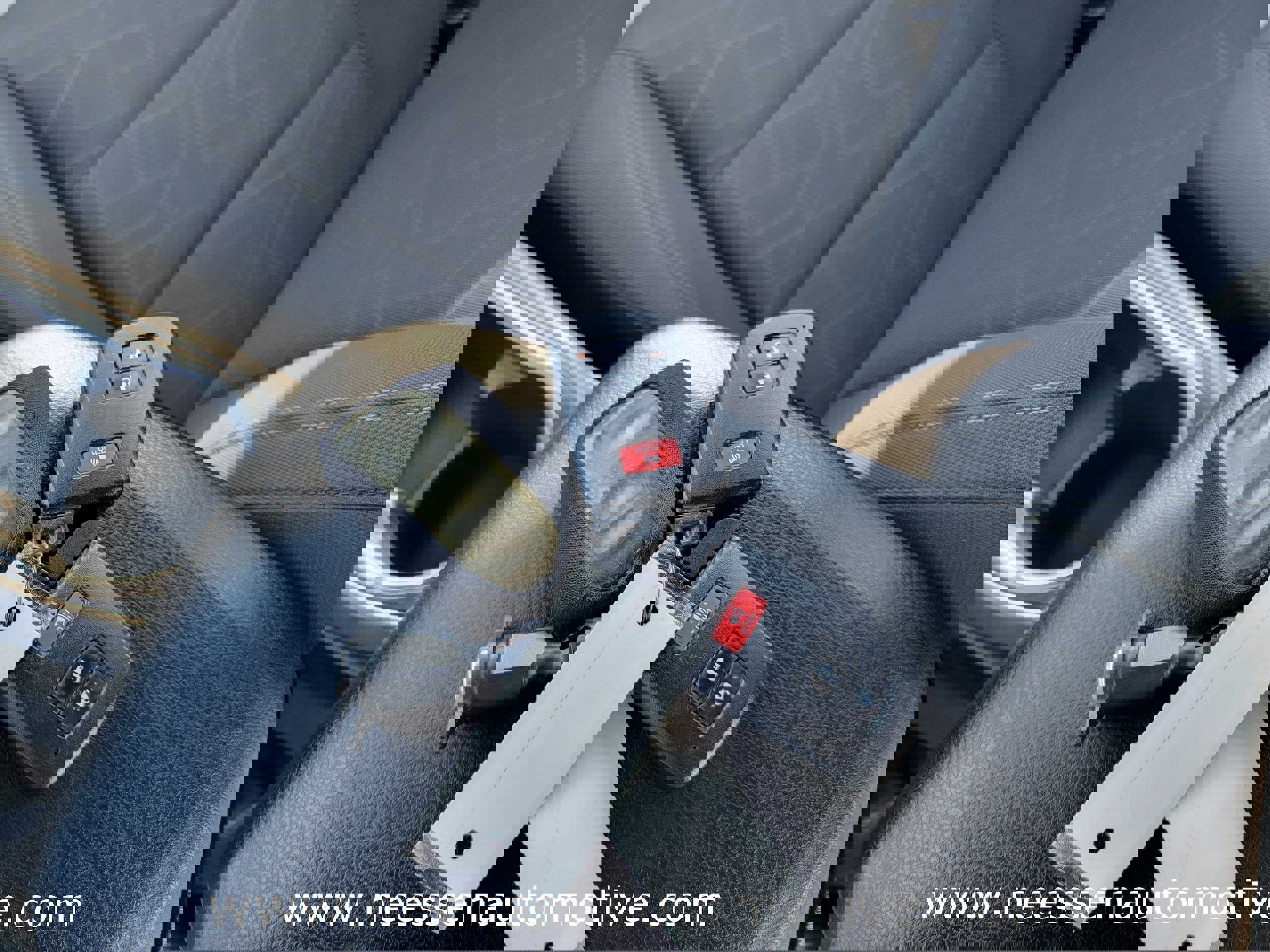 Used 2018 Toyota Tacoma TRD Off-Road w/ Technology Package image 78