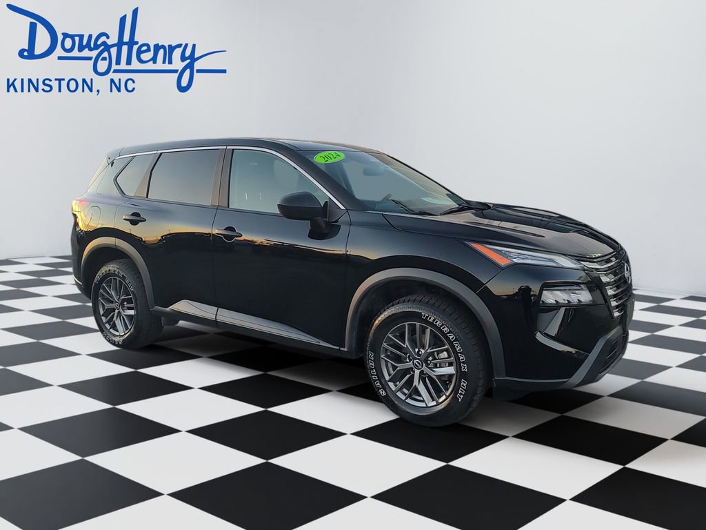 Used 2024 Nissan Rogue S AWD/4WD image 7