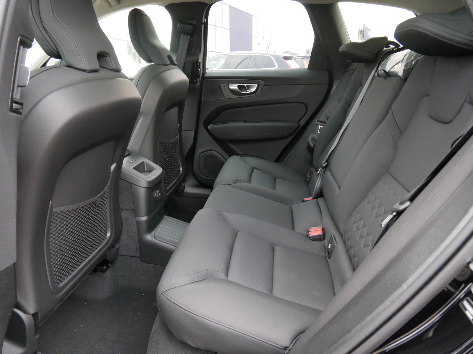 New 2026 Volvo XC60 T8 Plus w/ Climate Package image 6