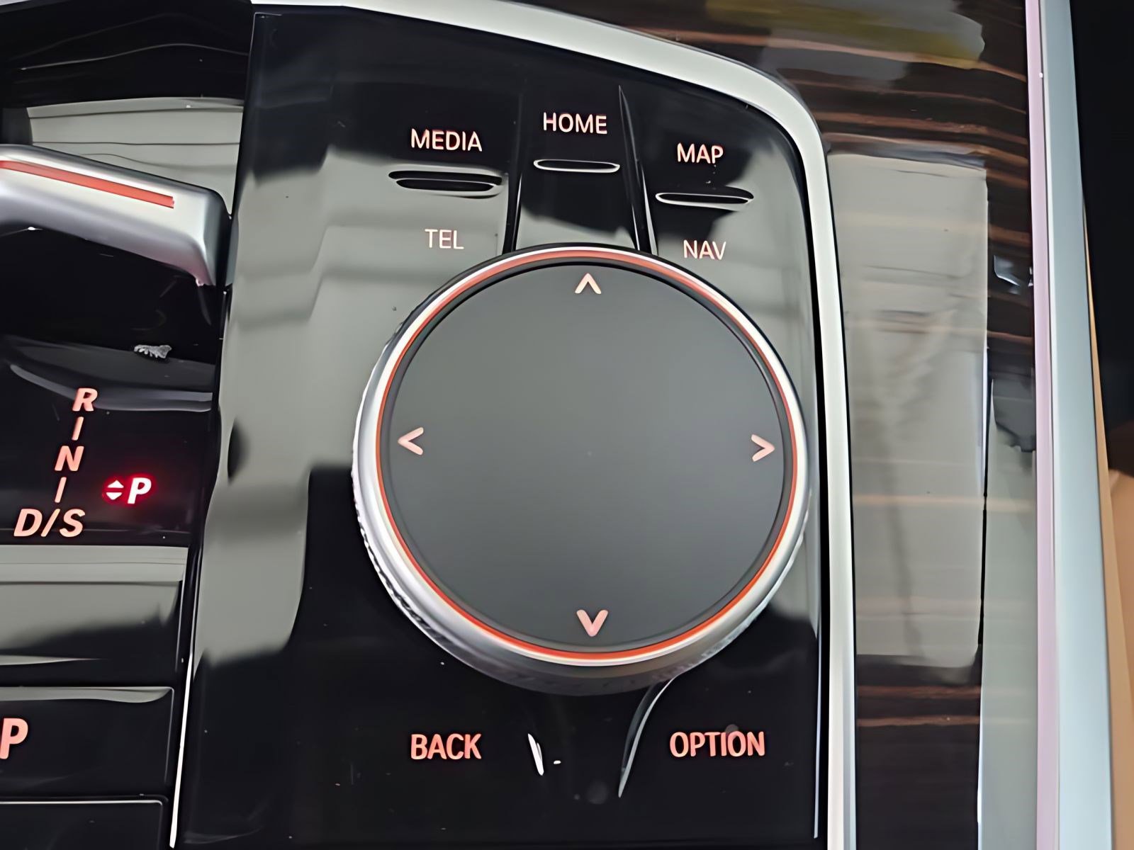 Used 2026 BMW X5 sDrive40i w/ Premium Package image 19