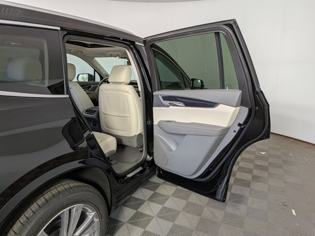 New 2025 Cadillac XT6 Premium Luxury w/ LPO, Floor Liner Package image 36