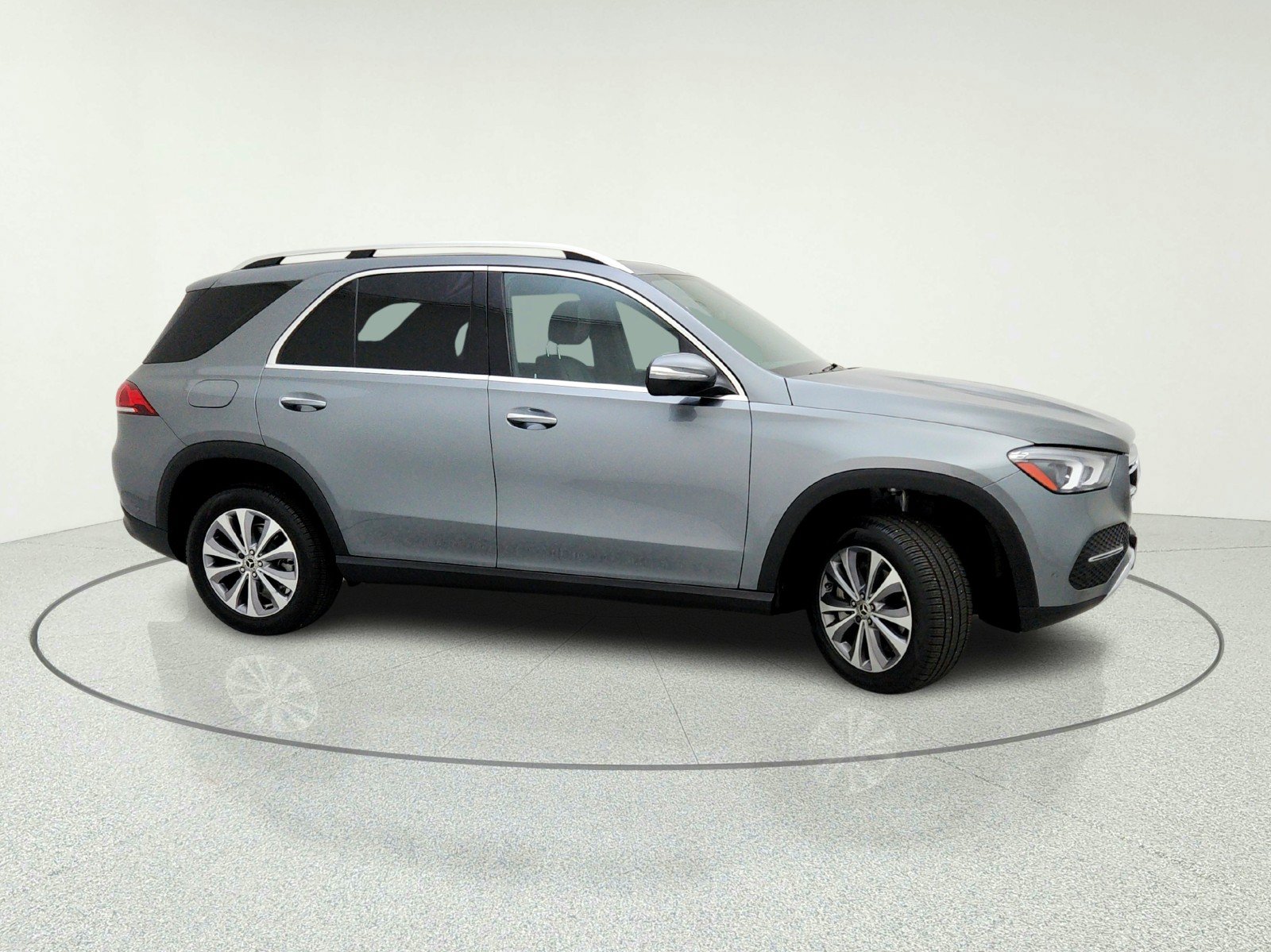 Certified 2022 Mercedes-Benz GLE 350 4MATIC w/ Premium Package image 6
