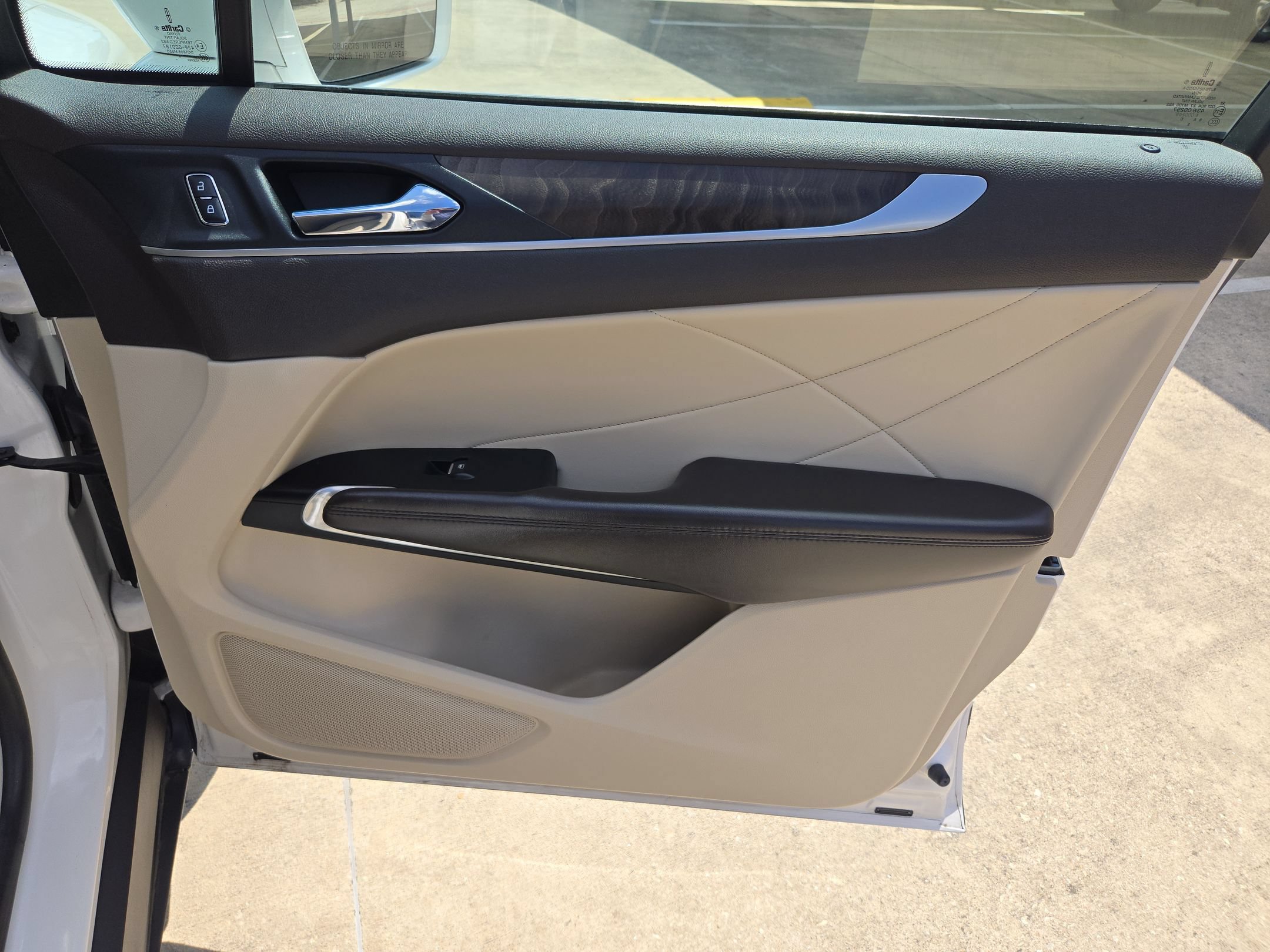 Used 2019 Lincoln MKC Reserve w/ MKC Climate Package FWD image 32