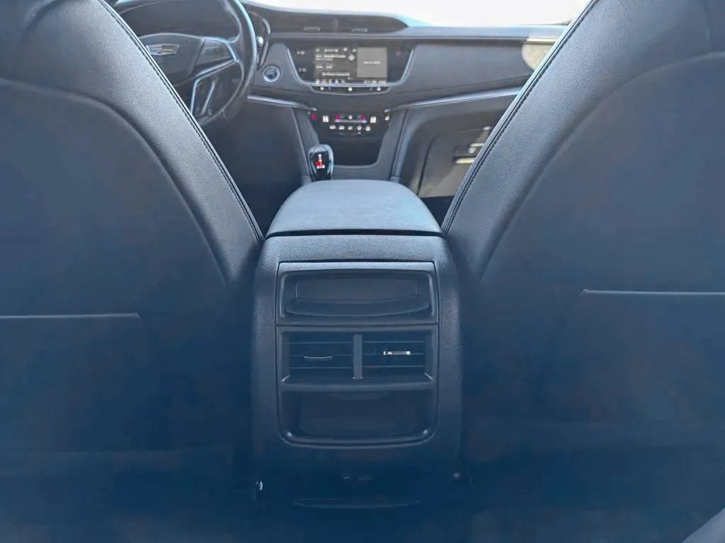 Used 2021 Cadillac XT5 Premium Luxury AWD/4WD image 19